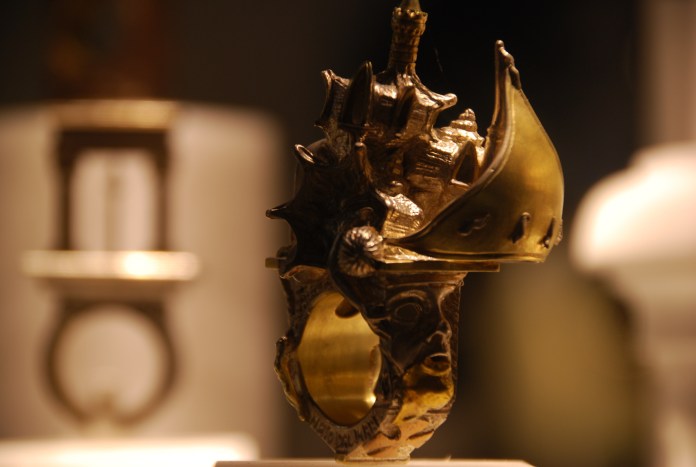 Bague créée par Alessandro Dari.