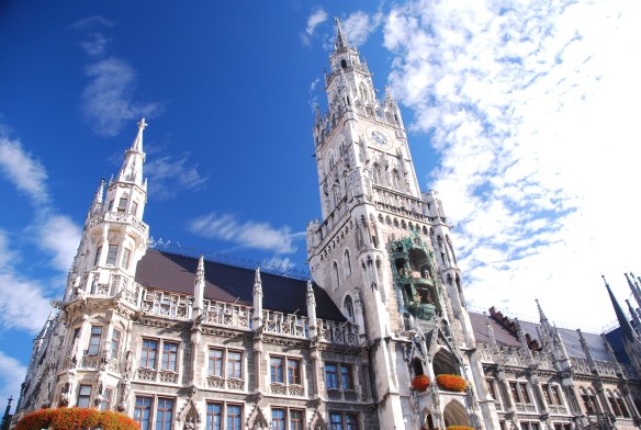 Le Neues Rathaus, Nouvel Hôtel de Ville, est l'un des bâtiments emblématiques de Munich.