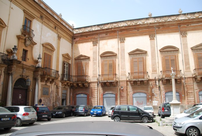 Le Palazzo Valguarnero Gangi aurait besoin d'une petite mise à niveau.