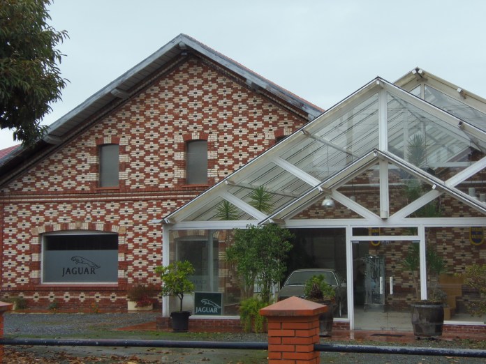 L'usine blanche a été vendue.
