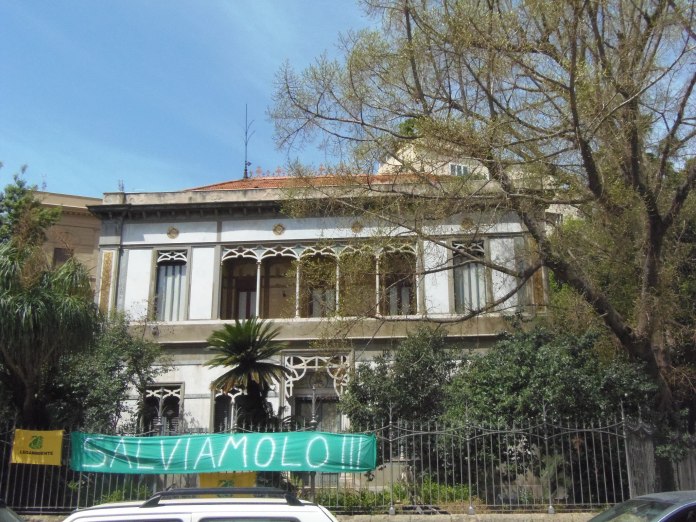 L'état d'abandon dans lequel se trouve la Villa Favarolo di Stefano a, semble-t-il, ému quelques Palermitains.