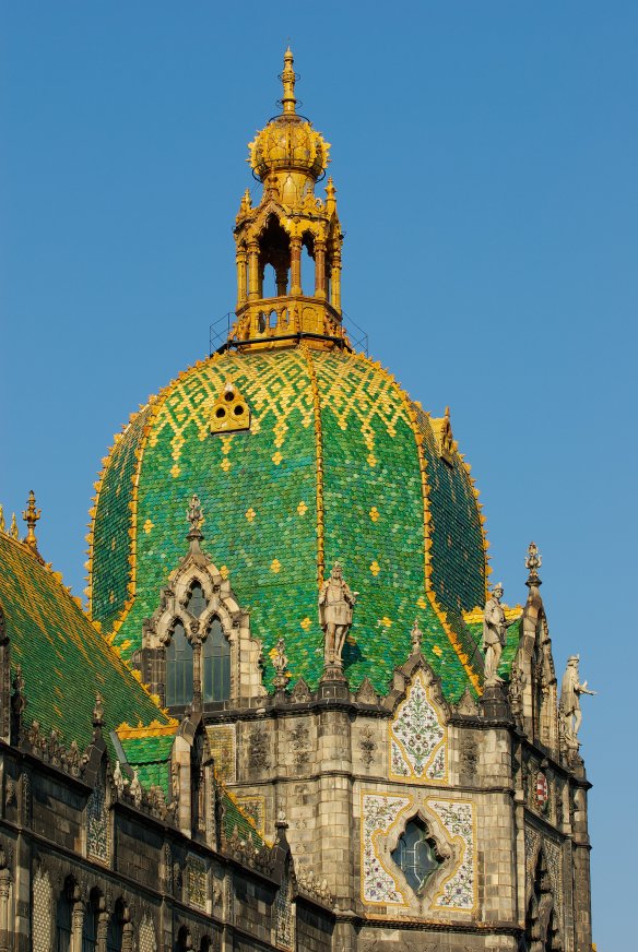 Tour du musée des Arts décoratifs de Budapest. Crédit photo musée des Arts décoratifs de Budapest.