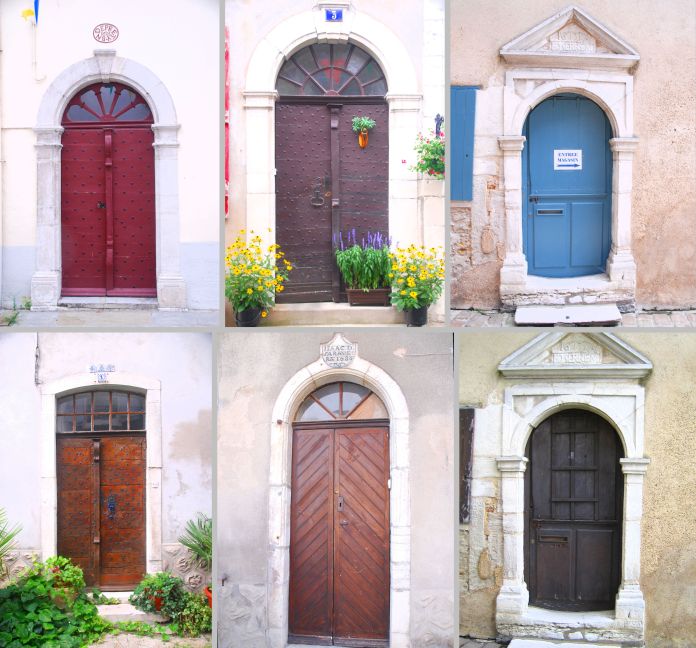 Ensemble de portes anciennes de Salies-de-Béarn.