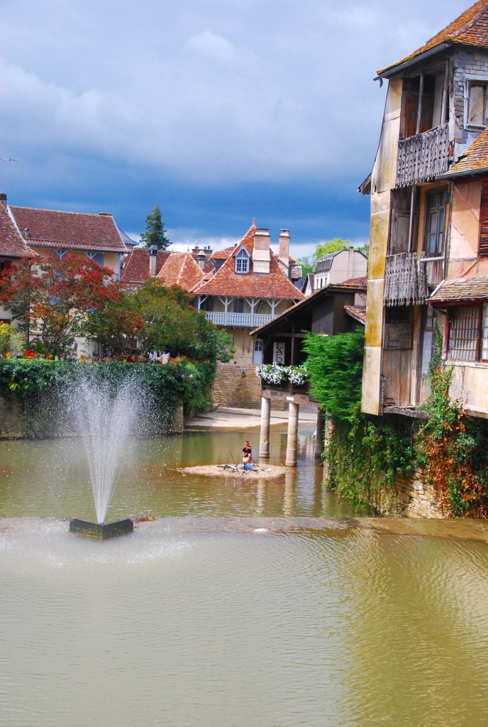 Partie du Saleys qui reste en eau en été (Salies-de-Béarn).