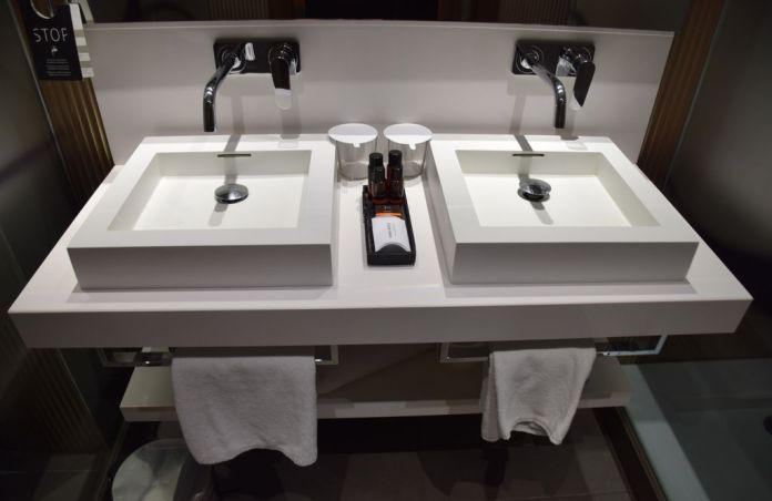 Salle de bains hôtel Espana Barcelone Barcelona