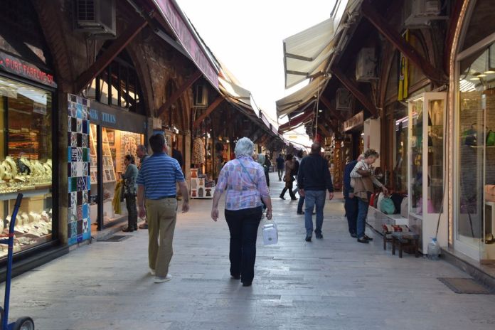 Bazar Arasta Istanbul ciel ouvert