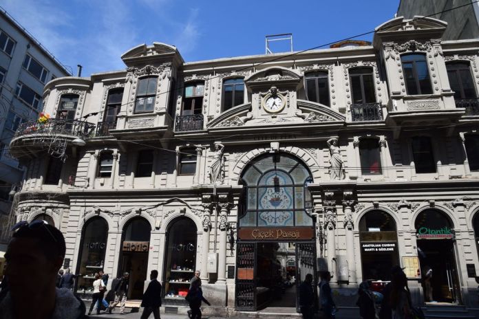 ciçek pasaji istanbul