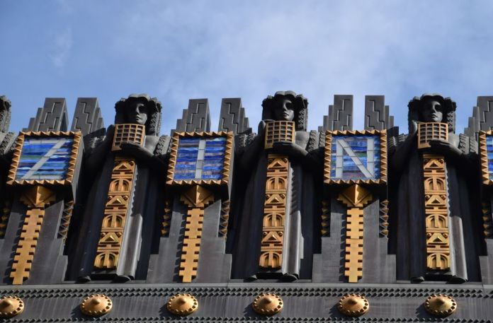 Uj Szinhaz Budapest Hongrie Hungary