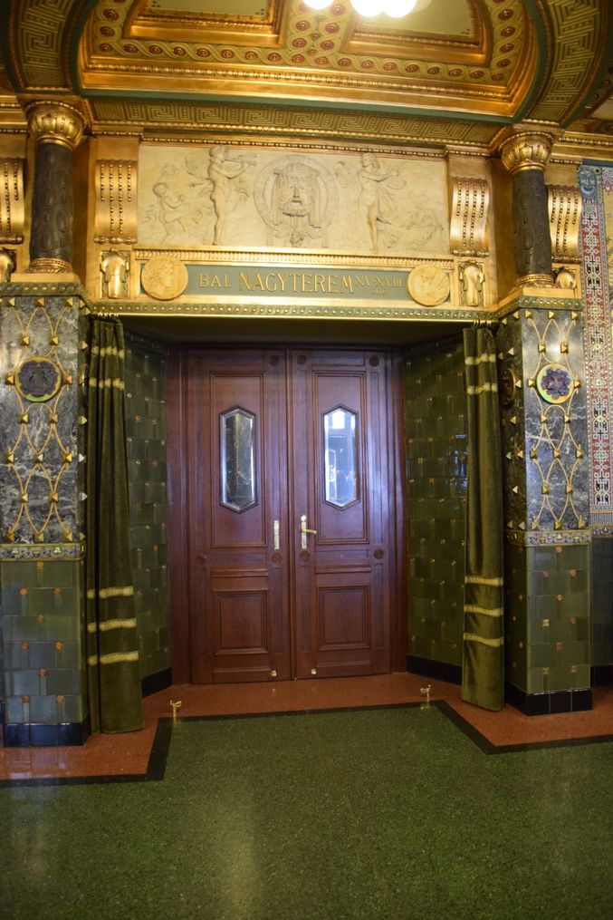 porte latérale Académie Liszt Budapest Hongrie Hungary