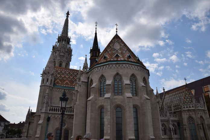 tuiles vernissées église Mathias Budapest Hongrie Hungary