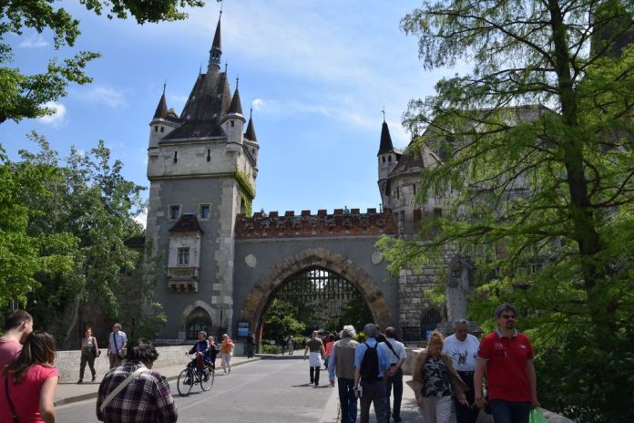 entrée vajdahunyad Budapest Hongrie Hungary