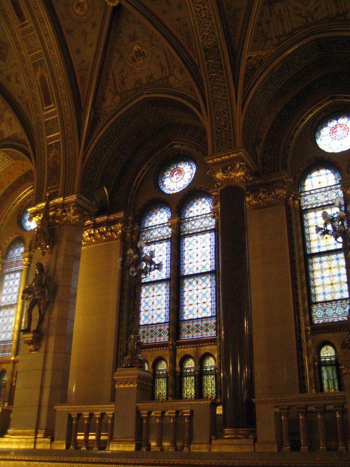 vitraux parlement Budapest Hongrie Hungary