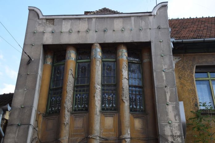 vitraux colonnes Darvas Laroche Oradea