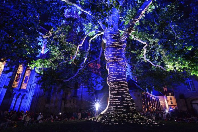 Les lumières de la Liberté, photo P Le Bris, OT Bayeux Intercom.