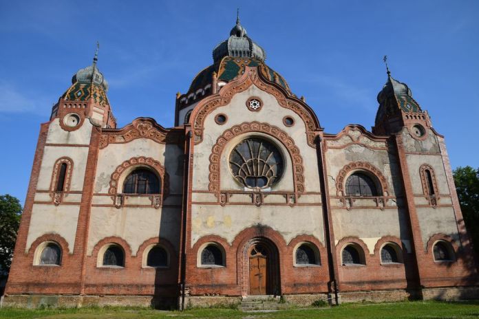 synagogue Subotica Serbie réhabilitation