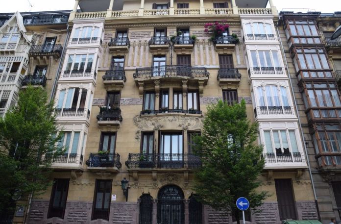 immeuble Luis Elizalde calle prim Saint-Sébastien Donostia