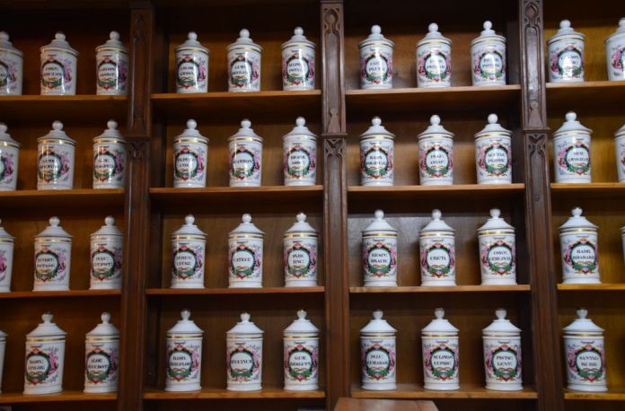 pharmacie pots anciens Logrono Rioja