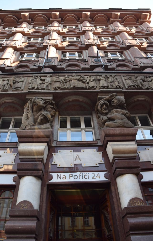 entrée Banque des Légionnaires Prague