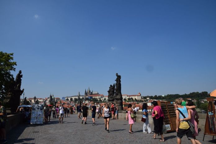 Pont charles Statues Prague