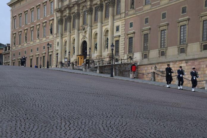 relève de la garde palais royal stockholm suède sweden