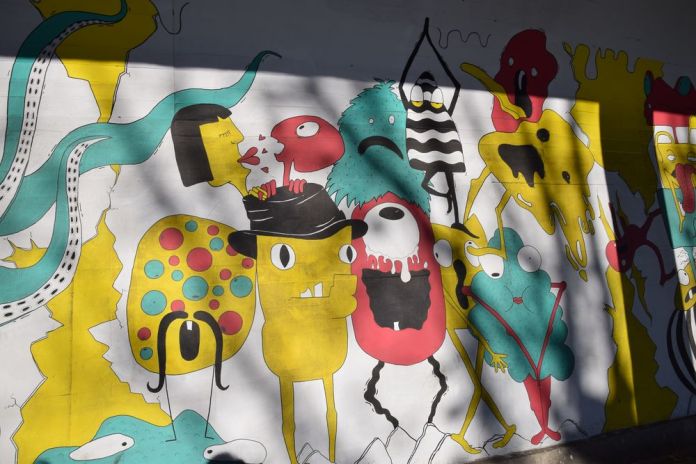 Graffitis à Porto. Photo City Breaks AAA+, Claude Mandraut.