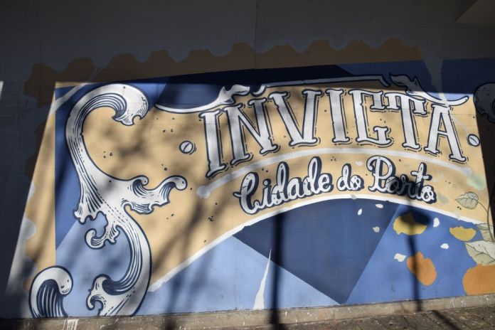 Graffitis à Porto. Photo City Breaks AAA+, Claude Mandraut.