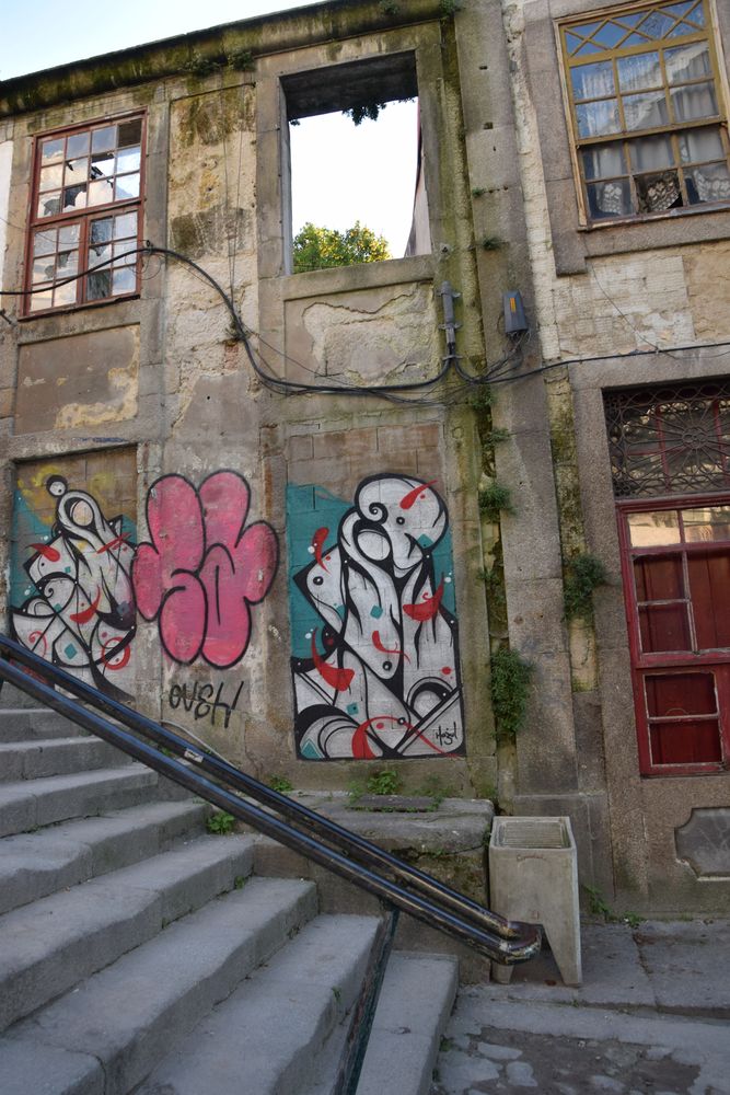 Graffitis à Porto. Photo City Breaks AAA+, Claude Mandraut.