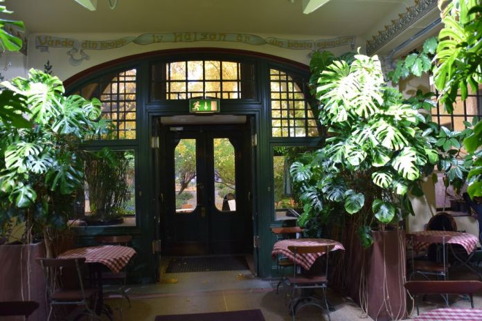 café du entralbadet stockholm suède