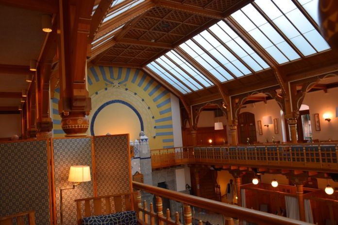 sturebadet galerie en bois ouvragé stockholm suède