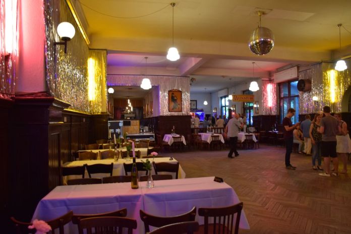 salle de danse clarchens ballhaus berlin