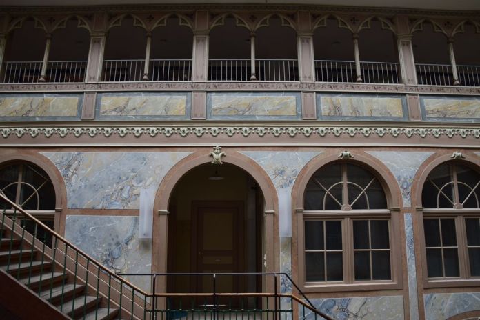 galerie ancien manège la chaux-de-fonds