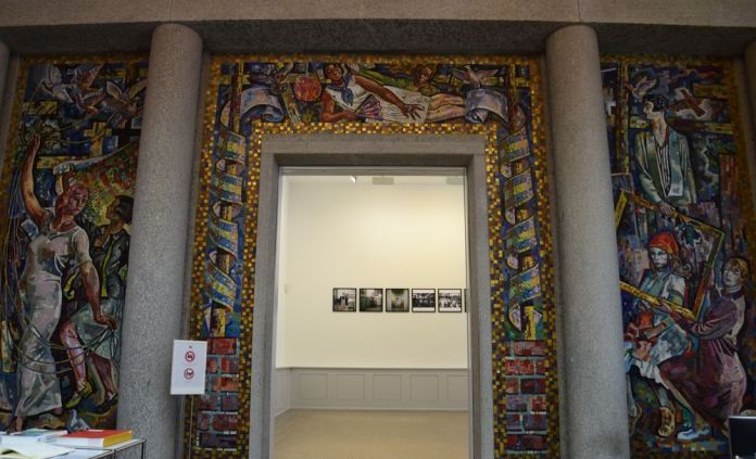 panneau mosaïques musée des beaux arts la chaux de fonds suisse switzerland