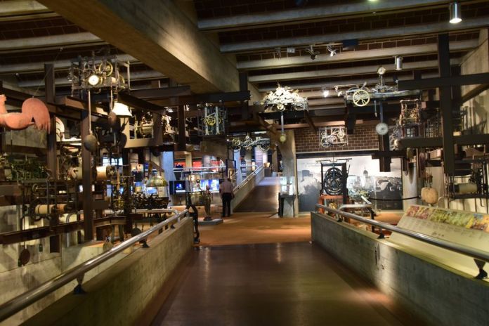 entrée musée international de la chaux de fonds