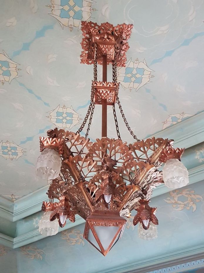 suspension salon bleu spillmann la chaux de fonds suisse switzerland