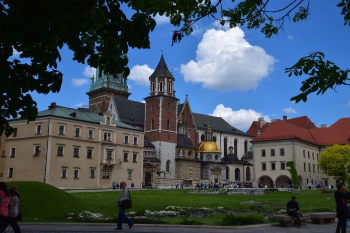 esplanade château de Wawel Cracovie
