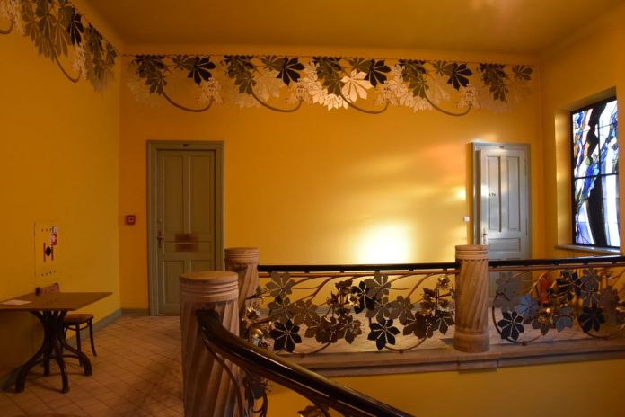 hall à l'étage société médecine cracovie