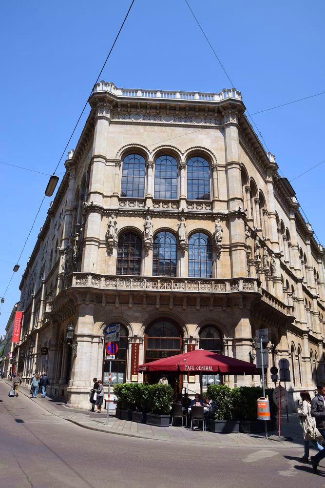 entrée café central vienne