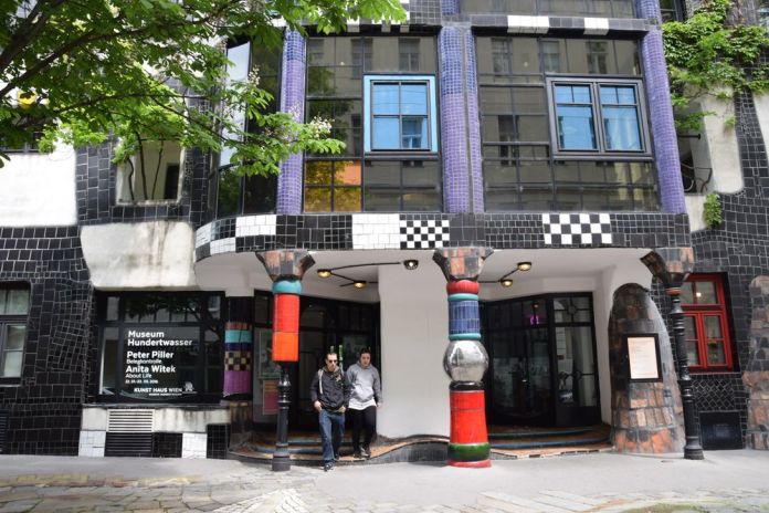 piliers Kunst Haus vienne