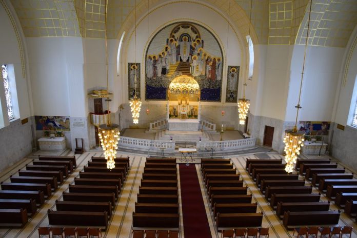 grands volumes église Steinhof vienne