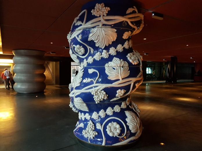 intérieur réaménagé azkuna zentroa bilbao