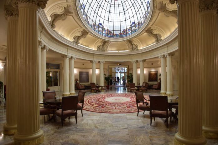 hall d'entrée carlton bilbao