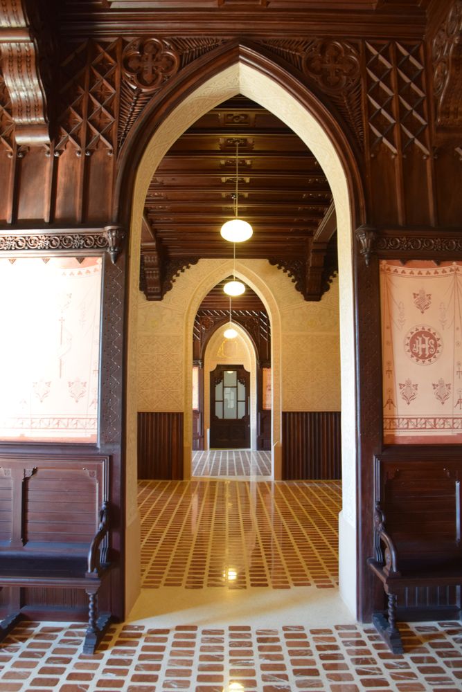 boiseries arcs gothiques université pontificale comillas