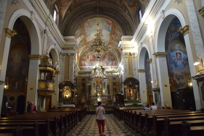 église franciscaine sainte marie de l'annonciation Ljubljana