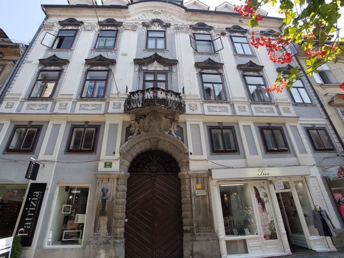 opulente maison baroque ljubljana
