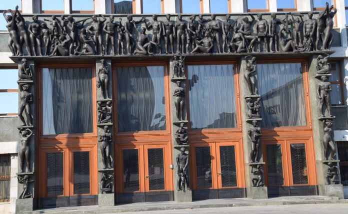 porte du parlement de ljubljana