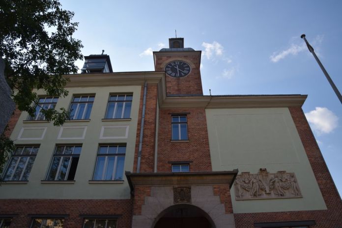 ancien lycée de jeunes filles de fabiani