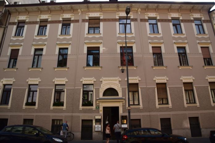 10 travcarjeva ulica