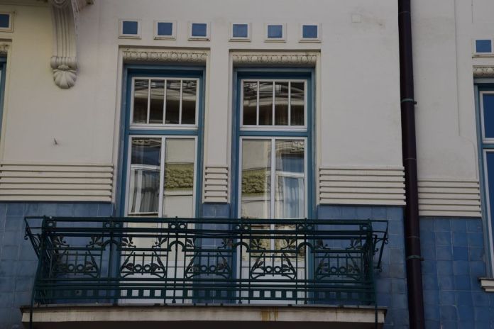 ferronneries et carreaux bleux 4 miklovisceva cesta ljubljana