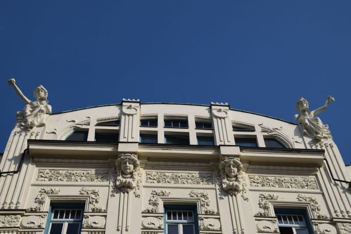art nouveau 4 miklovisceva cesta ljubljana