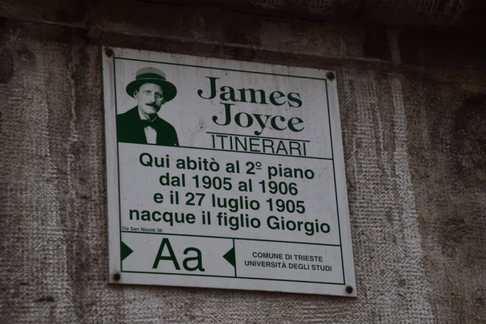 fléchage du parcours james joyce à Trieste